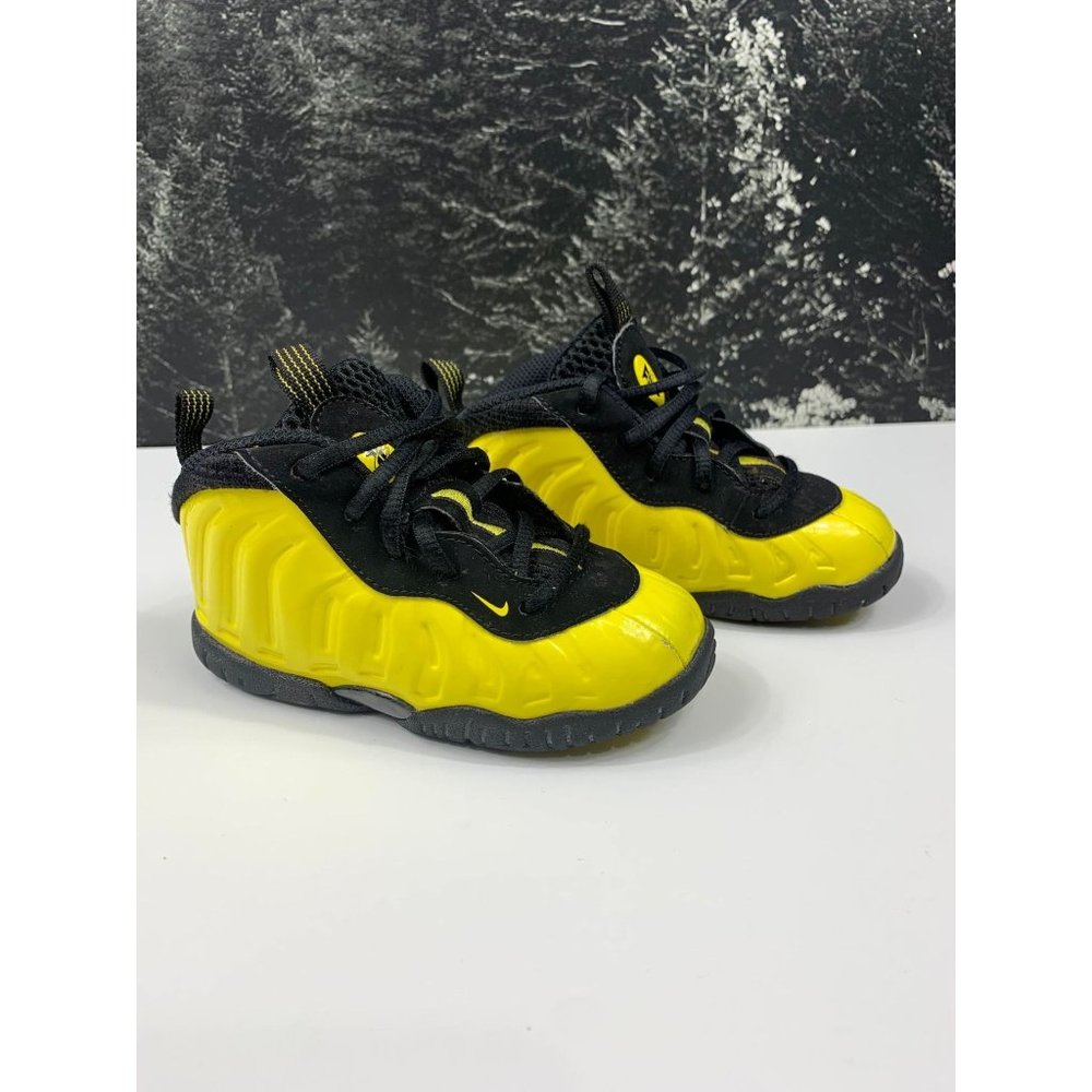 Nike Air Foamposite Optic Yellow Baby's Size 7C Sneakers